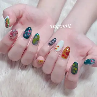 ネイル オーナーネイリスト MAKIのネイルデザイン