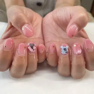 ネイル 💎🐰 saki. m 🐰💎のネイルデザイン