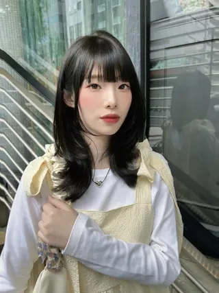 セミロング カラー Pocket仙台 💚モエリのヘアスタイル