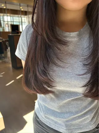 ロング わだ まゆのヘアスタイル