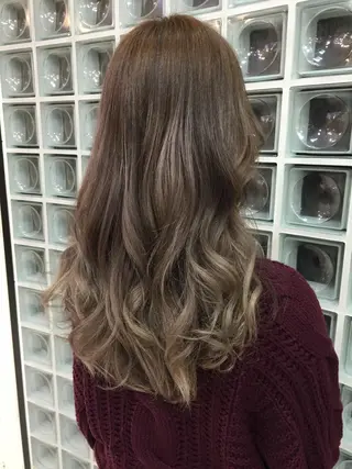 セミロング カラー モテ髪透明感❤️ デイズヘアカラーのヘアスタイル