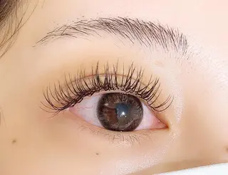 マツエク・マツパ YELLIO所属・YELLIO (エーリオ)のマツエク・マツパデザイン