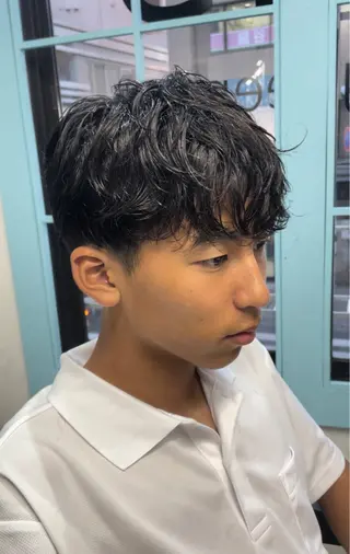 メンズ YUKI 新宿 カット/パーマのヘアスタイル