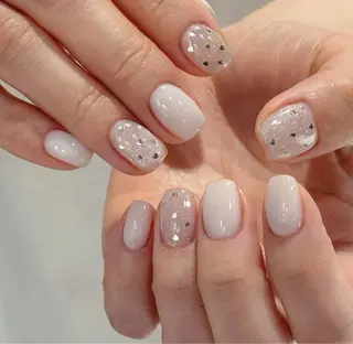 ネイル Theone栄店 赤松のネイルデザイン