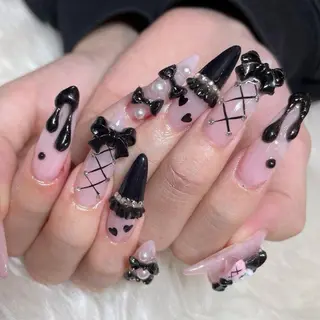 ネイル Lee Nailsのネイルデザイン