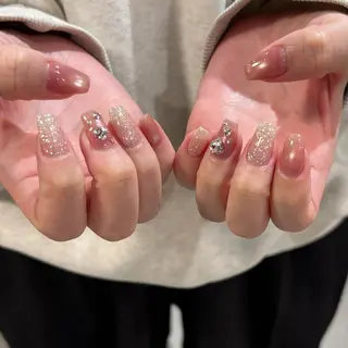 ネイル パラジェルサロン 大人女性が通うサロンのネイルデザイン