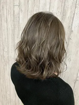 セミロング カラー 🌿nudeカラー/ レイヤー/藤原🌿のヘアスタイル