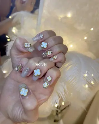 ミディアム ネイル 長さ出し専門 nynaのネイルデザイン