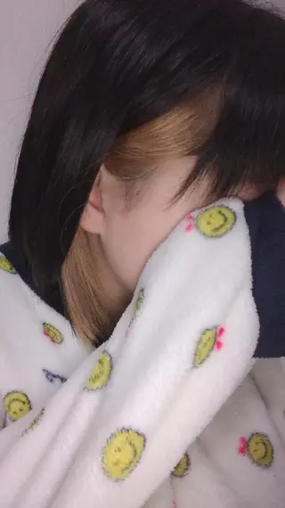 ミディアム カラー 前原 美鈴のエステ・リラクイメージ