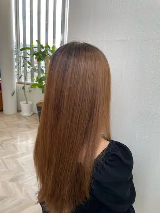 ロング discohairAVEDA所属・盛田 安慈のヘアスタイル