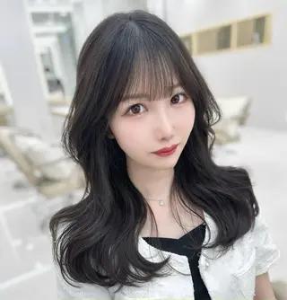 ロング 似合わせ/レイヤー /顔まわり/池田歩樹のヘアスタイル