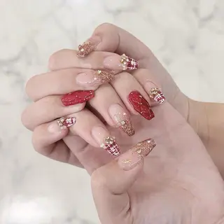 ネイル Lee Nailsのネイルデザイン