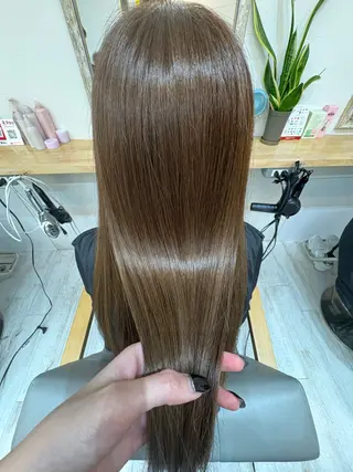 ロング レイヤーカット・ 縮毛矯正 星野のヘアスタイル