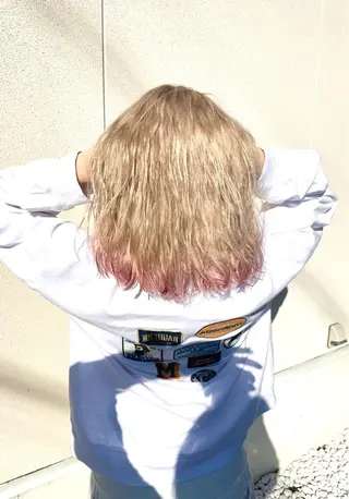 セミロング カラー Linda所属・ダメージレスブリーチ HIROSHIのヘアスタイル