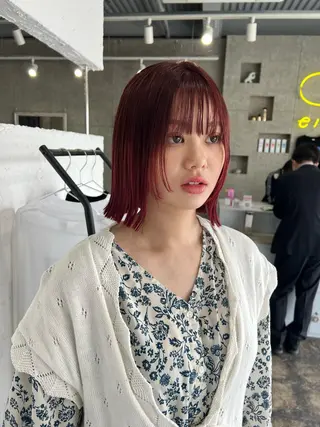 ショート eim AYUKAのヘアスタイル