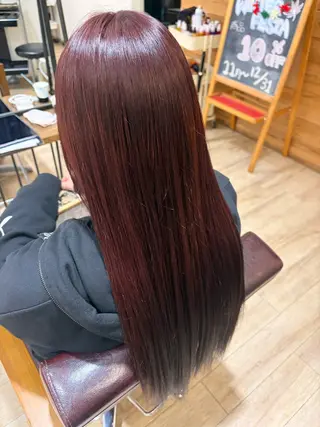 ロング 伊藤 梨緒のヘアスタイル