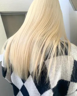 ロング カラー hair salon dot.tokyo color所属・MANAMI 🥀ウルフカットのヘアスタイル