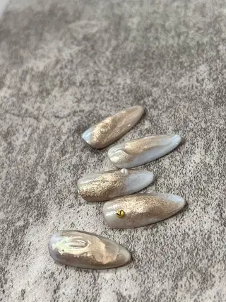 ミディアム ネイル RIONnail(リオンネイル)所属・RIONnail Yurikaのネイルデザイン