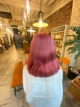 ミディアム カラー the BRIDGE 加藤みのりのヘアスタイル