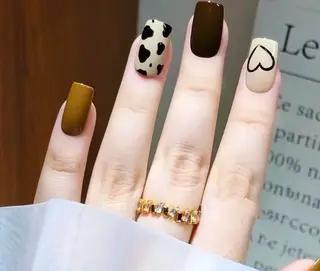 ネイル はぴねす所属・✿は✿ぴ ✿ね✿す✿のネイルデザイン