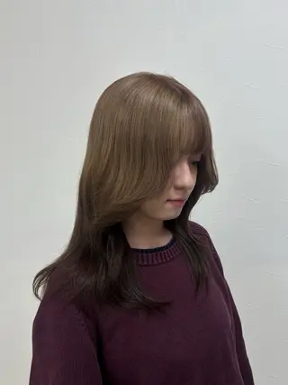 セミロング カラー MOE /艶感カラー /韓国風スタイルのヘアスタイル