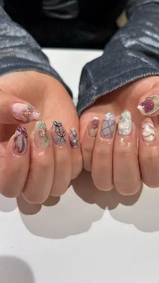 ネイル 🤍 YUI 🤍のネイルデザイン