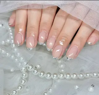 ネイル エミラボーテ 心斎橋店所属・ODA HIMARIのネイルデザイン