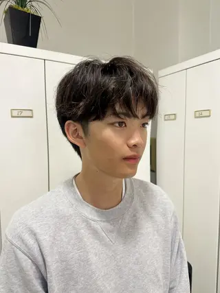 メンズ レイヤー 艶々カラーのヘアスタイル