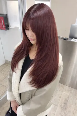 ロング TIDEHAIR RYOのヘアスタイル