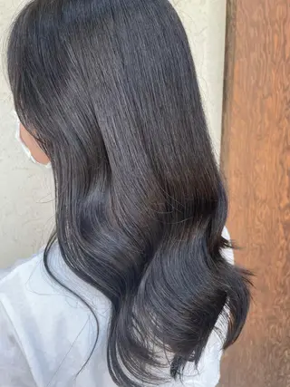 セミロング しもかわ かほのヘアスタイル