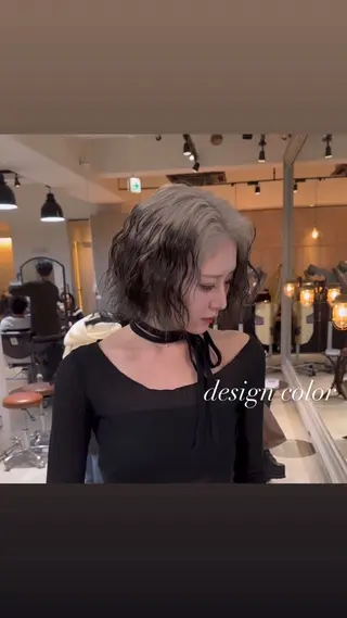 ミディアム カラー 💜ハイトーン💛 マジカルかいちゃんのヘアスタイル