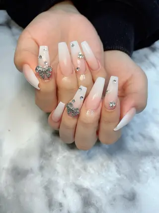 ネイル salon de belnetta所属・kayo 💅のネイルデザイン