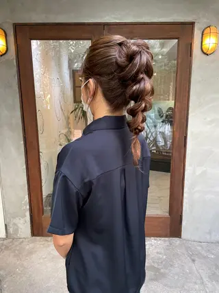 ロング ヘアアレンジ 高橋 愛美のヘアスタイル