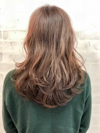セミロング カセヤ リョウのヘアスタイル