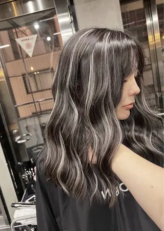 セミロング カラー ROBIN所属・指名数No.1 /NAOYAのヘアスタイル