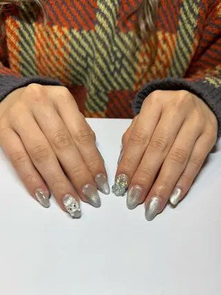 ネイル 濱岡 咲のネイルデザイン