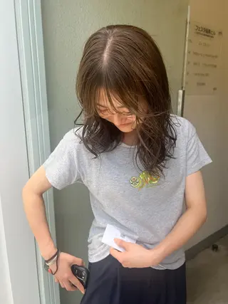 カラー siki 大阪福島 エンドウハルのヘアスタイル