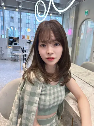 ミディアム カラー 新宿/韓国風レイヤー 髪質改善/渋谷直樹のヘアスタイル