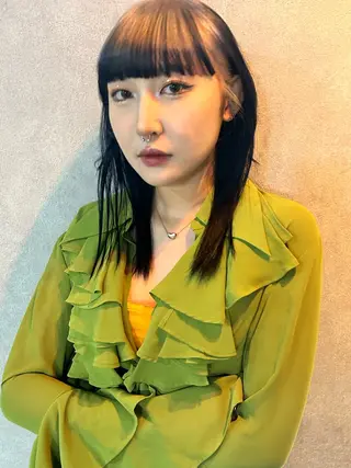 ウルフカット / ケアブリーチのヘアスタイル