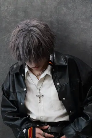 ミディアム RACCOON.TOKYO 渋谷店所属・メンズカット特化🐺 ウルフ[店長]置塩祥のヘアスタイル