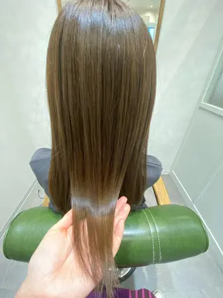 セミロング 坂井 千穂のヘアスタイル
