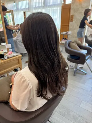ロング カラー 細矢 翔太のヘアスタイル