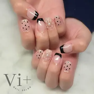 ネイル Nail Salon Vi+のネイルデザイン