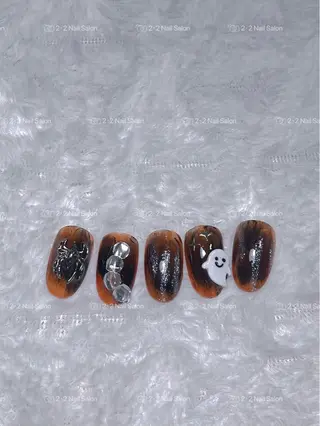 ネイル Rainrain💧 パーツ豊富、やり放題のネイルデザイン