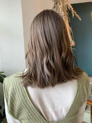 ミディアム カラー 中目黒🌼 🌼ハナのヘアスタイル