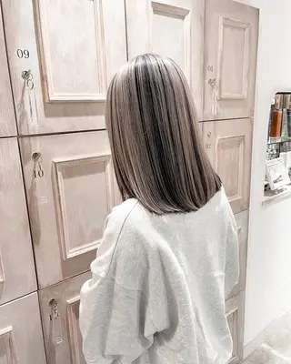 セミロング カラー flammeum 藤枝店所属・RINO 🌙トレンドスタイルのヘアスタイル