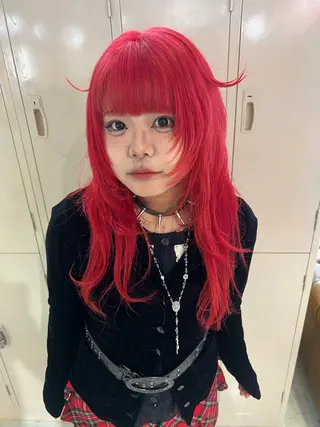 セミロング 💥ウルフカット デザインあんな💥のヘアスタイル