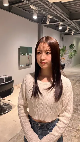 ロング カラー one momokaのヘアスタイル