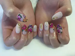 ネイル 💎🐰 saki. m 🐰💎のネイルデザイン