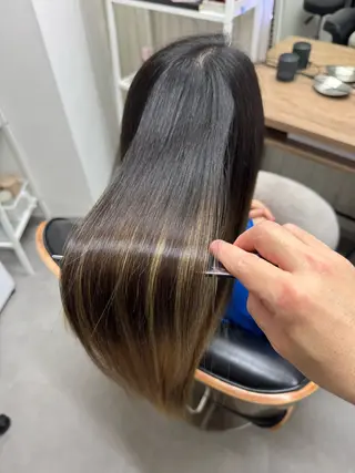 ロング The Apartment of Solon 船橋 2nd所属・艶髪改善師/高橋潤 /NEO髪質改善のヘアスタイル